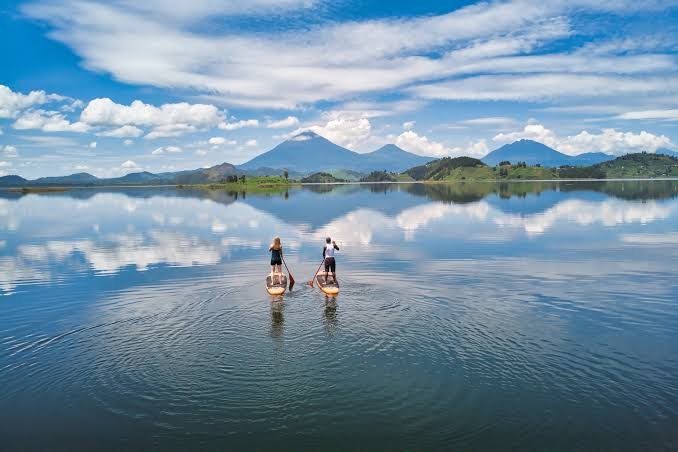 Lake Mutanda Uganda | Near Bwindi Gorilla Trekking Safaris